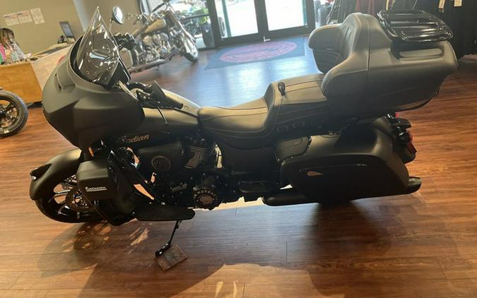2025 Indian Roadmaster Dark Horse W/Powerband Audio Black Sm
