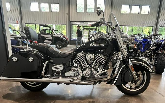 2020 Indian Motorcycle® Springfield® Thunder Black