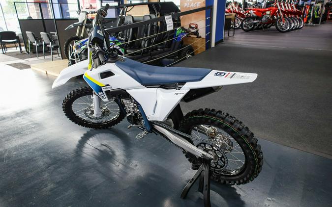 2025 Husqvarna Motorcycles FC450