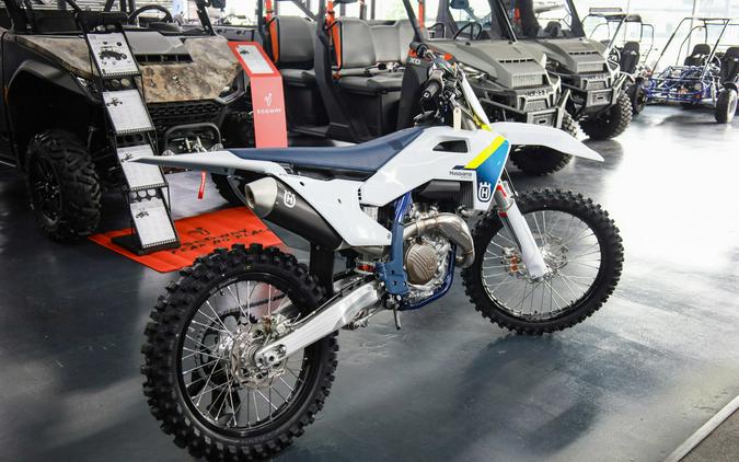 2025 Husqvarna Motorcycles FC450