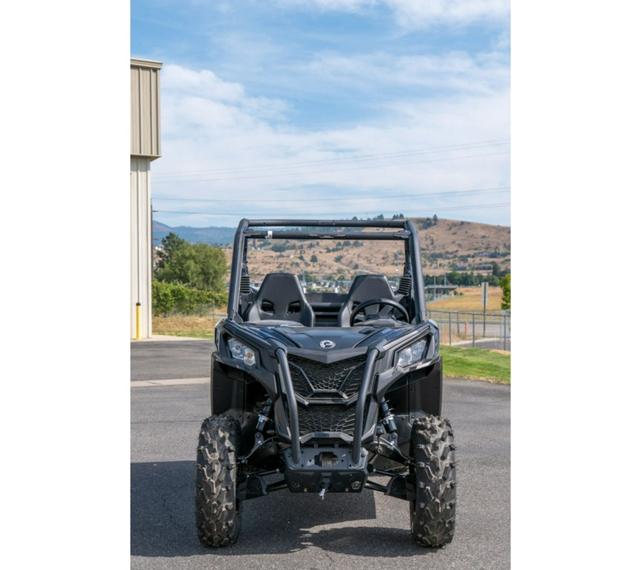 2025 Can-Am™ Maverick Trail DPS 1000