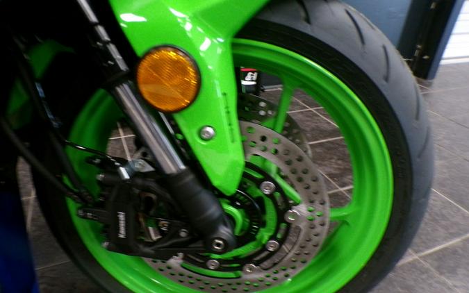 2024 Kawasaki Ninja® ZX™-4R ABS