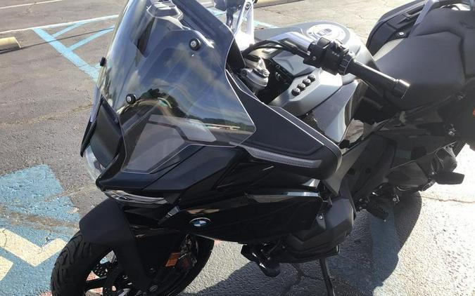 2026 BMW R 1300 RT Triple Black