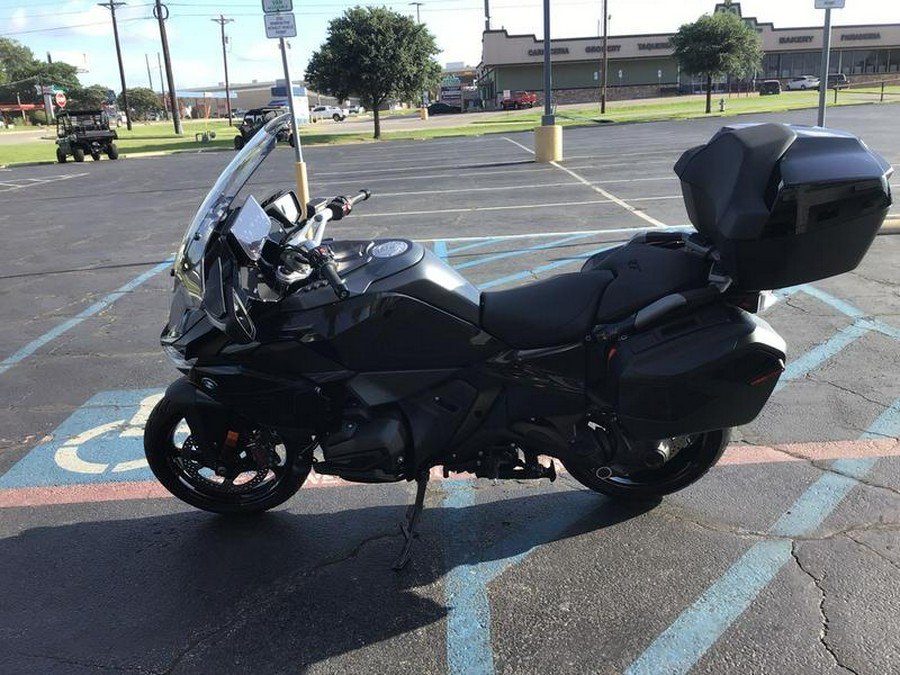 2026 BMW R 1300 RT Triple Black