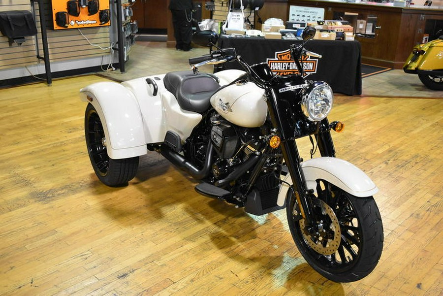 2023 Harley-Davidson® FLRT - Freewheeler®