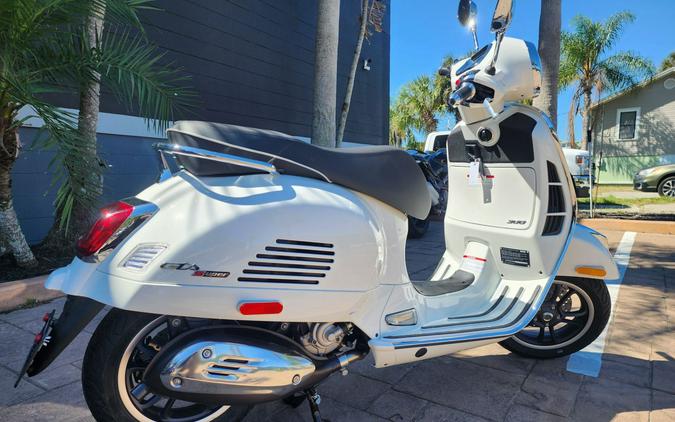 2024 Vespa GTS Super 300