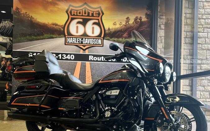 2022 Harley-Davidson Ultra Limited Apex (Black Finish)