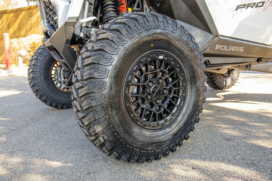 2026 POLARIS RZR PRO R ULTIMATE