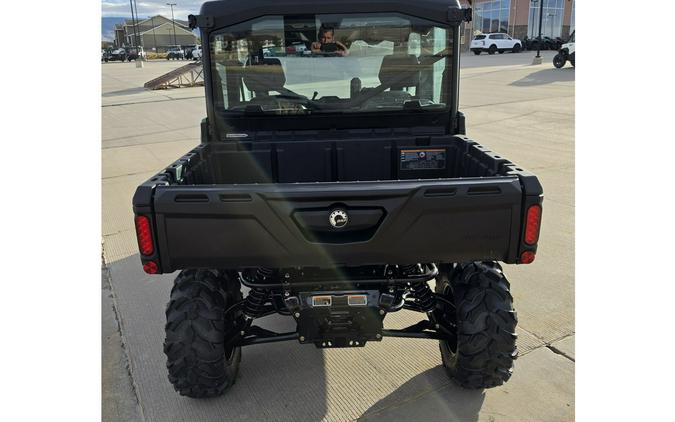 2026 Can-Am Defender MAX DPS™ CAB HD10