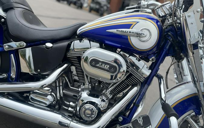 2014 Harley-Davidson® FLSTNSE CVO™ Softail® Deluxe W GOLD/COBALT 955338