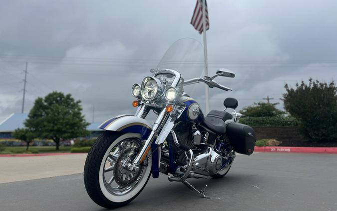 2014 Harley-Davidson® FLSTNSE CVO™ Softail® Deluxe W GOLD/COBALT 955338