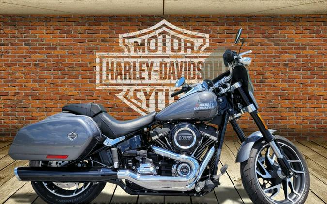 2021 Harley-Davidson Sport Glide Review: Two-Wheeled Convertible