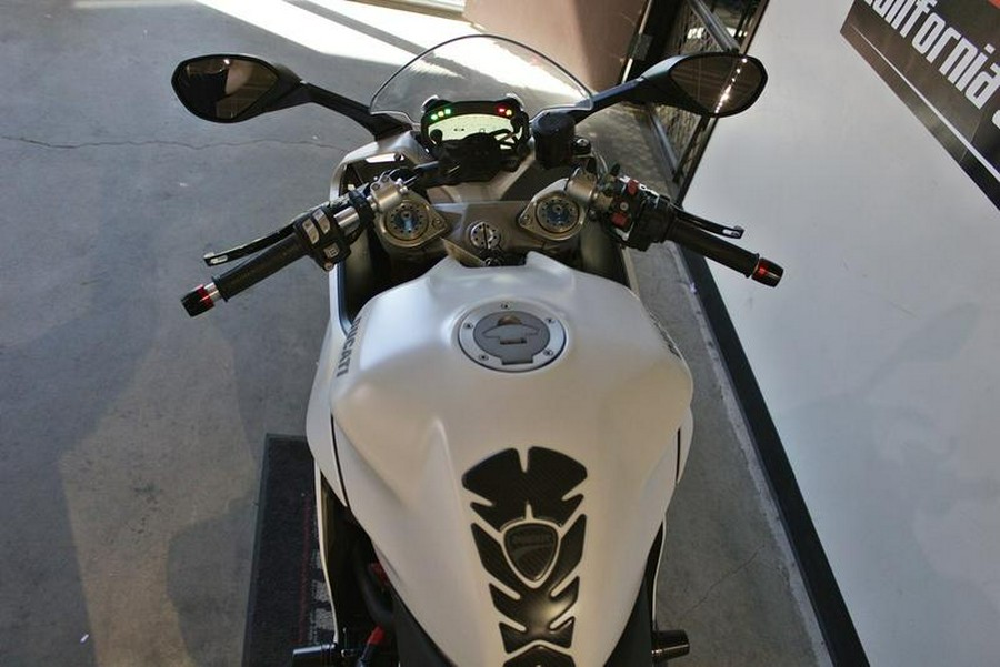 2017 Ducati SuperSport S Star White Silk