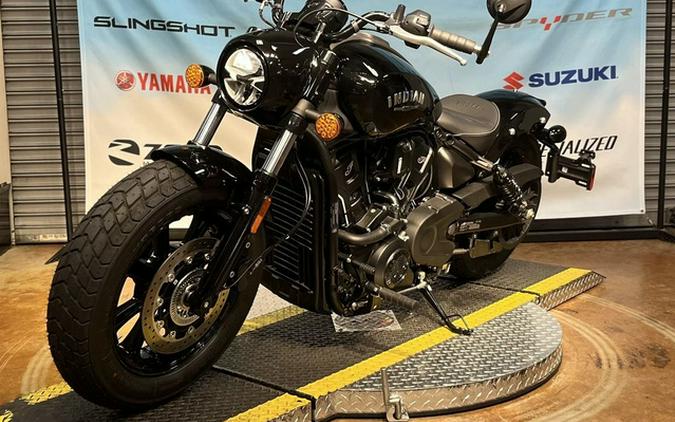 2025 Indian Scout Bobber Limited Black Metallic