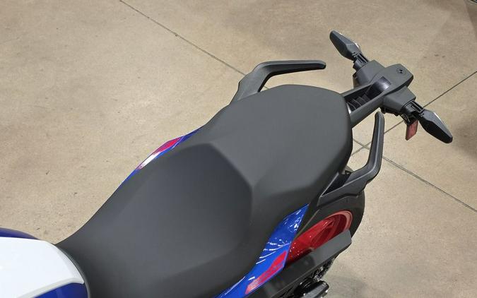 2026 BMW F 900 R