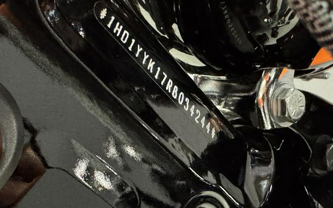 FXBBS 2024 Street Bob 114