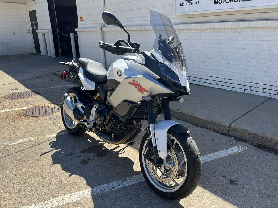 2021 BMW F 900 XR Light White