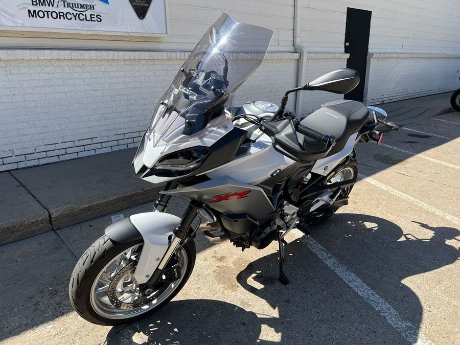 2021 BMW F 900 XR Light White