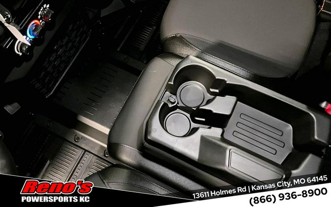 2026 Can-Am DEFENDER MAX XT CAB