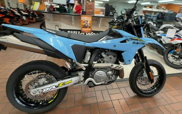 2025 Suzuki DR-Z 400 SM