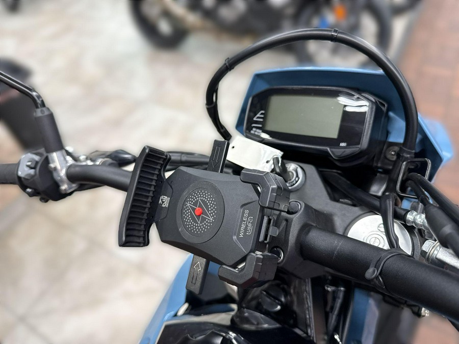 2025 Suzuki DR-Z 400 SM