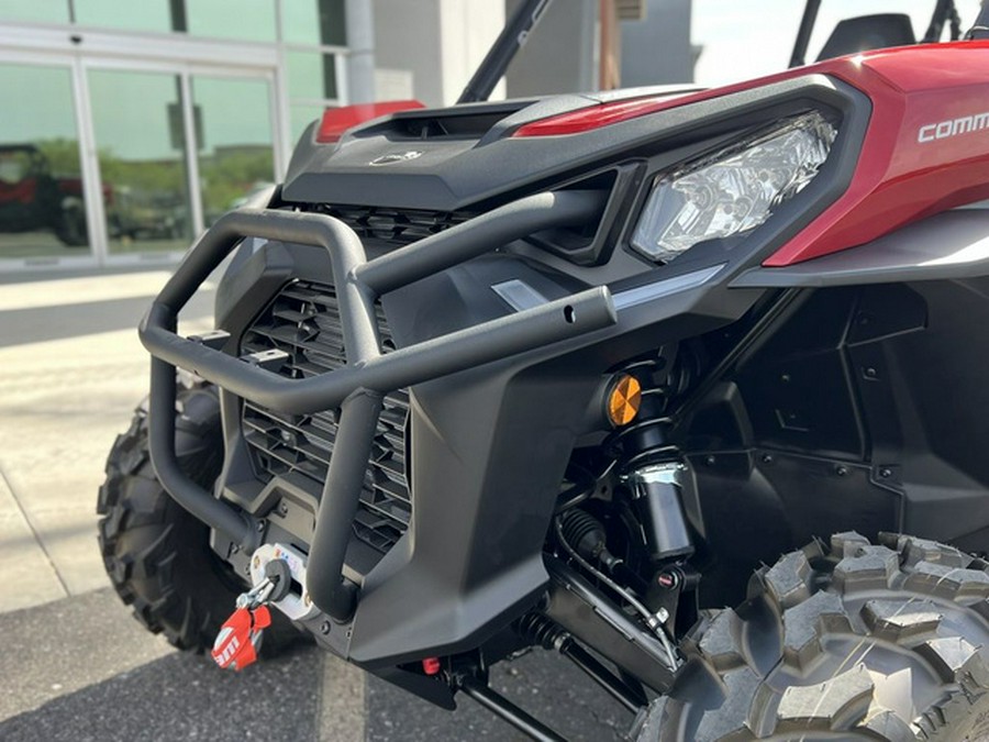 2026 Can-Am Commander MAX XT 700