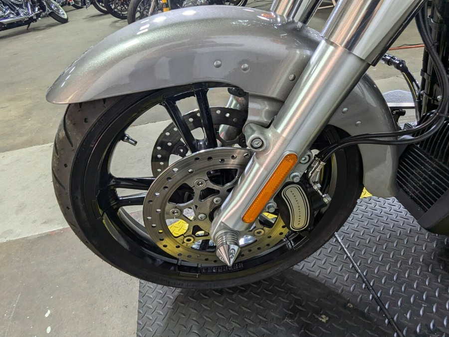 2017 Harley-Davidson Freewheeler Billet Silver