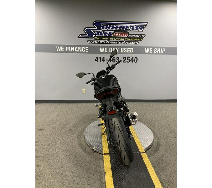 2025 Kawasaki Z900 ABS Metallic Spark Black/Metallic Carbon Gray