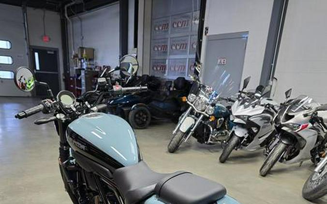 2025 ELIMINATOR SE ABS