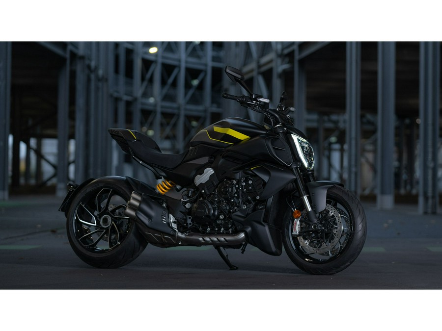 2026 Ducati Diavel V4