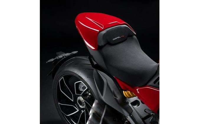 2026 Ducati Diavel V4