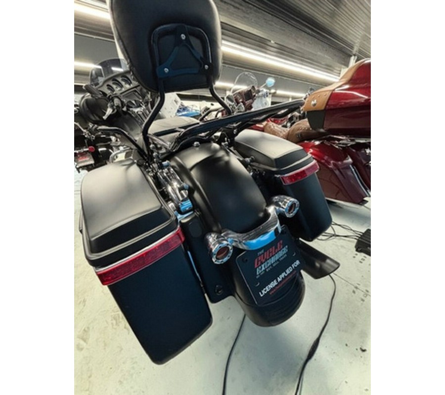 2017 Harley-Davidson FLHXS - Street Glide Special