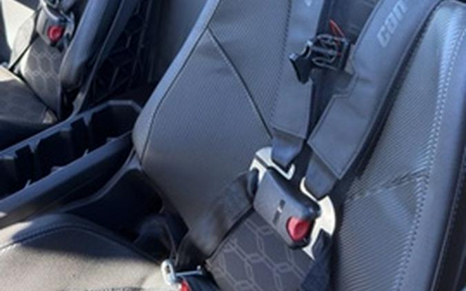 2026 Can-Am Maverick R MAX X Rc