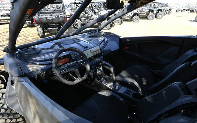 2026 Can-Am Maverick R MAX X Rc