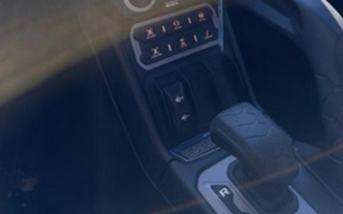 2026 Can-Am Maverick R MAX X Rc