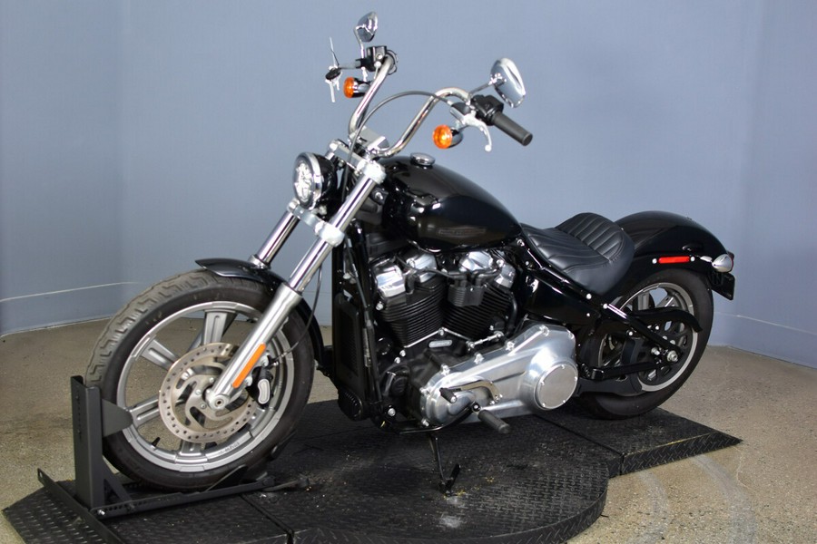 2022 Harley-Davidson Softail Standard