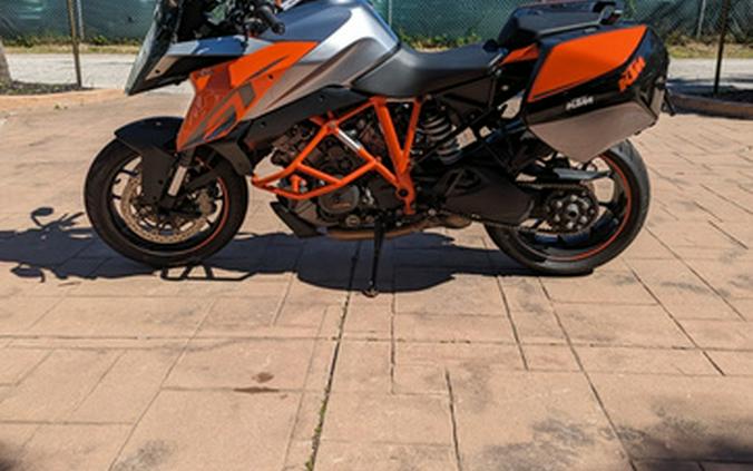 2017 KTM Super Duke 1290 GT