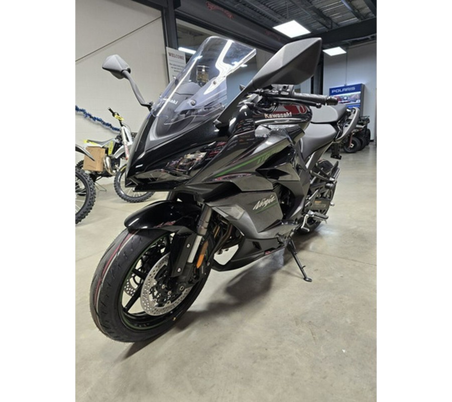 2025 Kawasaki Ninja 1100SX ABS
