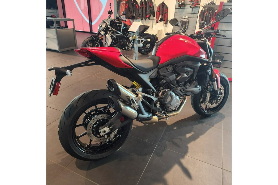 2024 Ducati Monster Plus