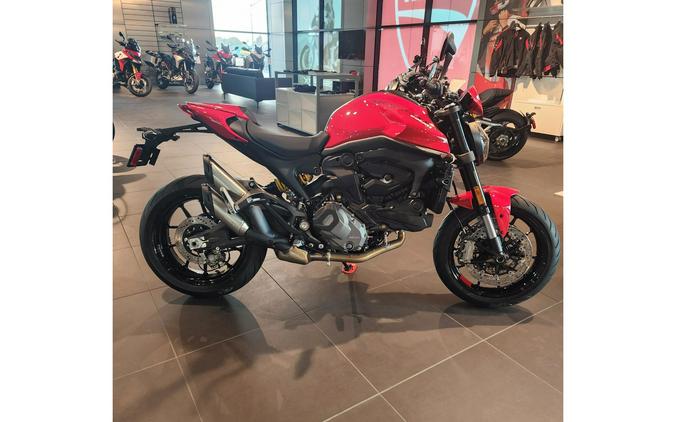 2024 Ducati Monster Plus