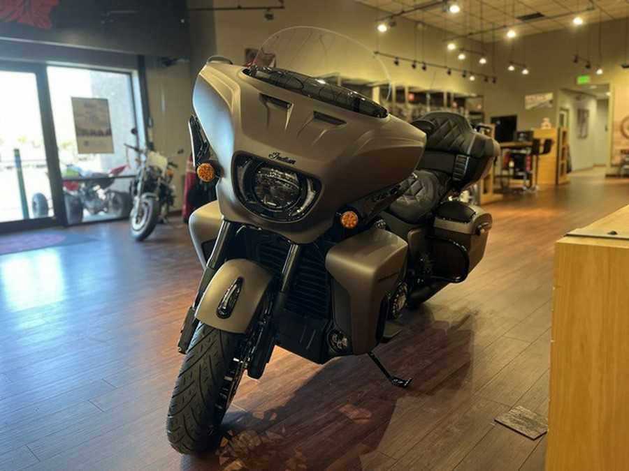 2025 Indian Roadmaster Powerplus Dark Horse 112 W/Powerband