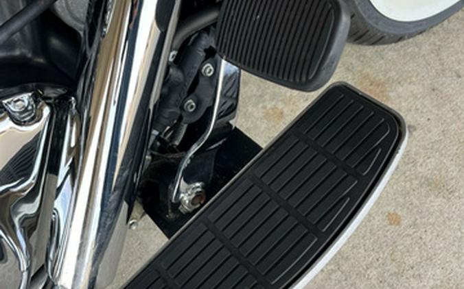 2006 Suzuki Boulevard C90T