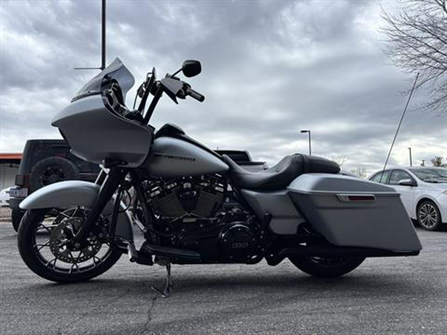 2020 Harley-Davidson Road Glide® Special