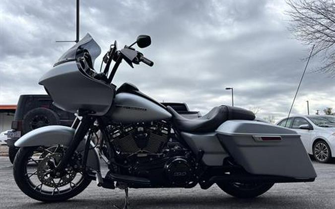 2020 Harley-Davidson Road Glide® Special