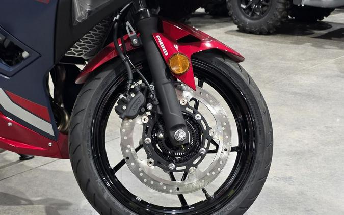 2026 Kawasaki Ninja® 500 SE ABS