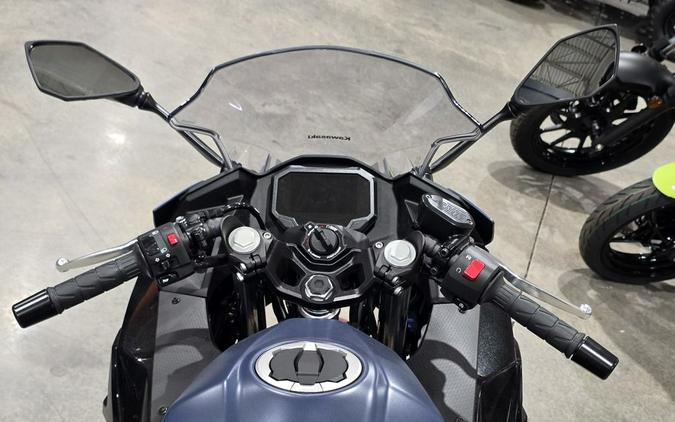 2026 Kawasaki Ninja® 500 SE ABS
