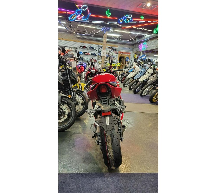 2026 Honda CBR650R E-Clutch
