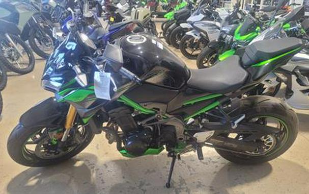 2024 Kawasaki Z900 SE ABS