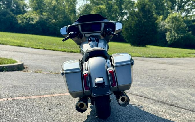 2023 Harley-Davidson CVO™ Street Glide Dark Platinum w/Pinstripe