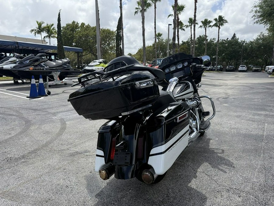 2016 Harley-Davidson FLHXS - Street Glide Special